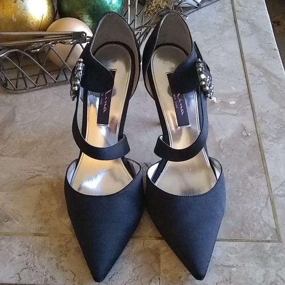 Shoes - Picture 3 of 6